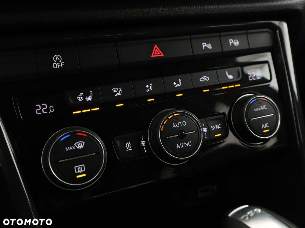 Volkswagen T-Roc 2.0 TSI 4Motion DSG Sport - 28