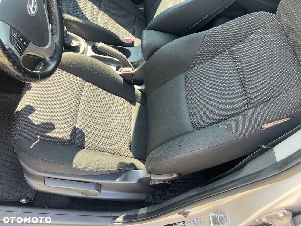 Hyundai i30 1.6 Style - 10