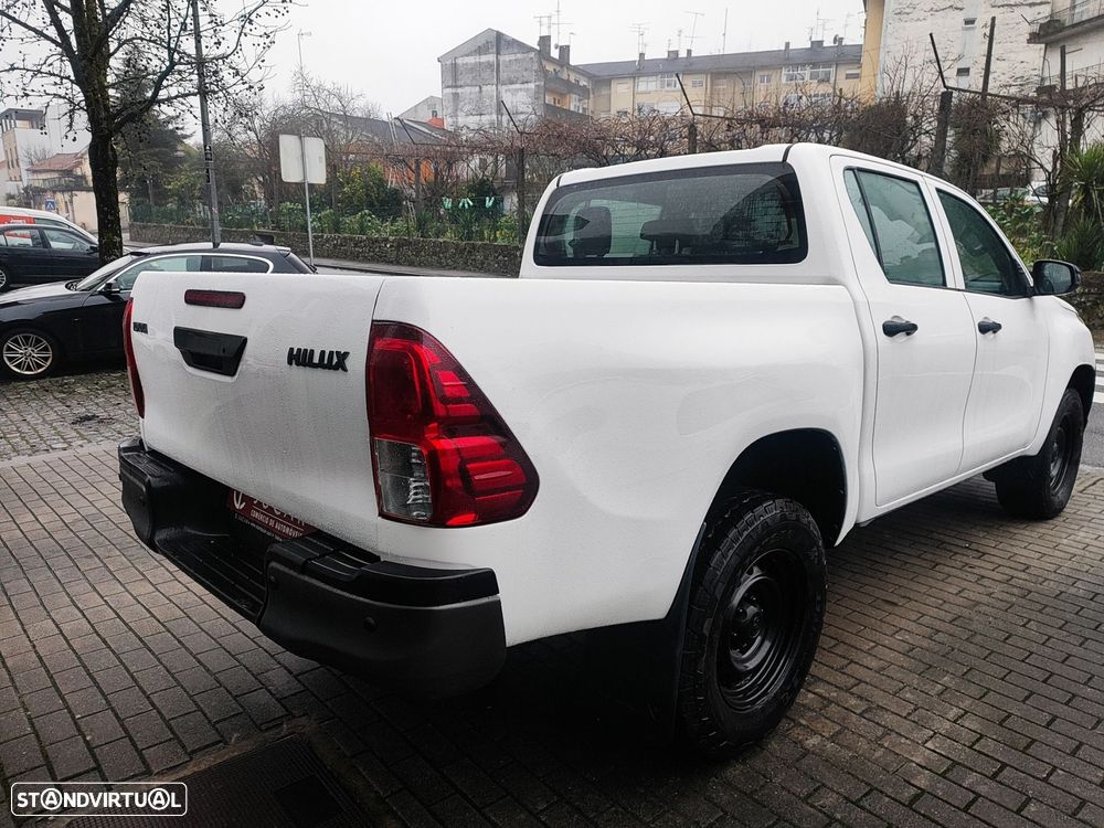 Toyota Hilux 2.4 D-4D 4WD Tracker - 5