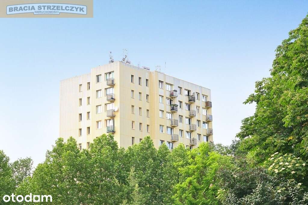 Służewiec. 2 pokoje. Balkon