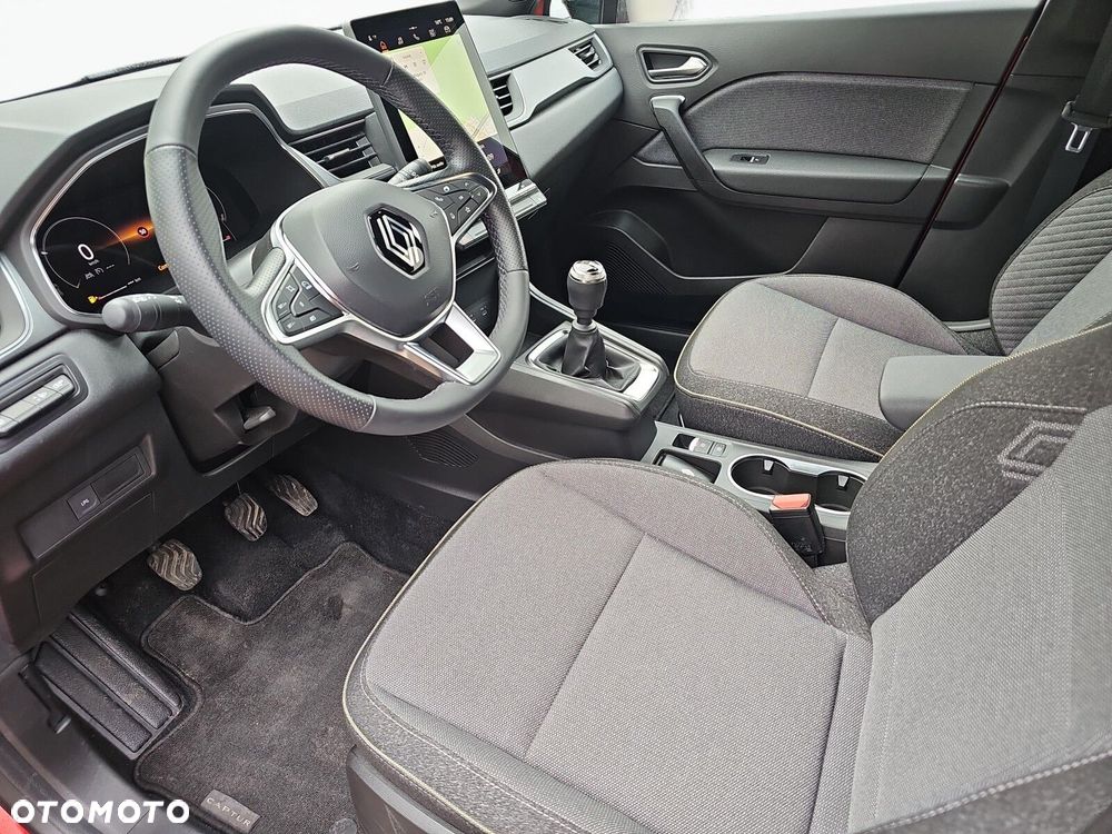 Renault Captur - 10