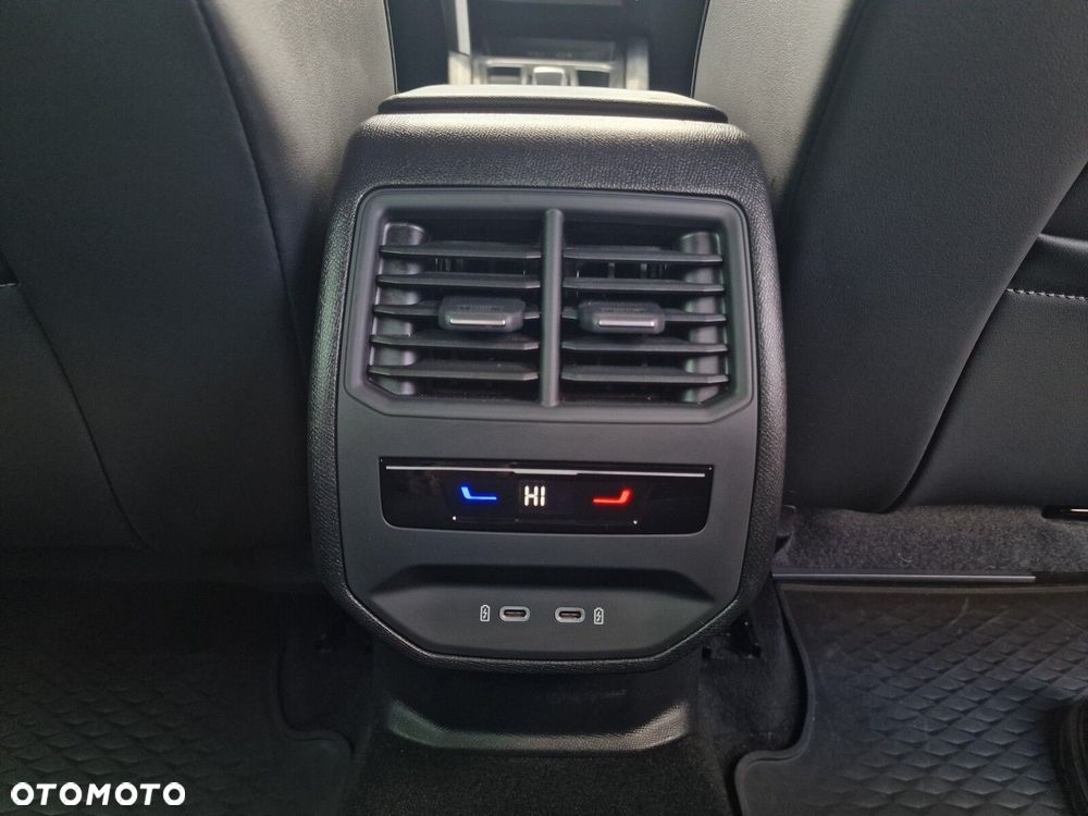 Cupra Leon 1.5 eTSI DSG - 17