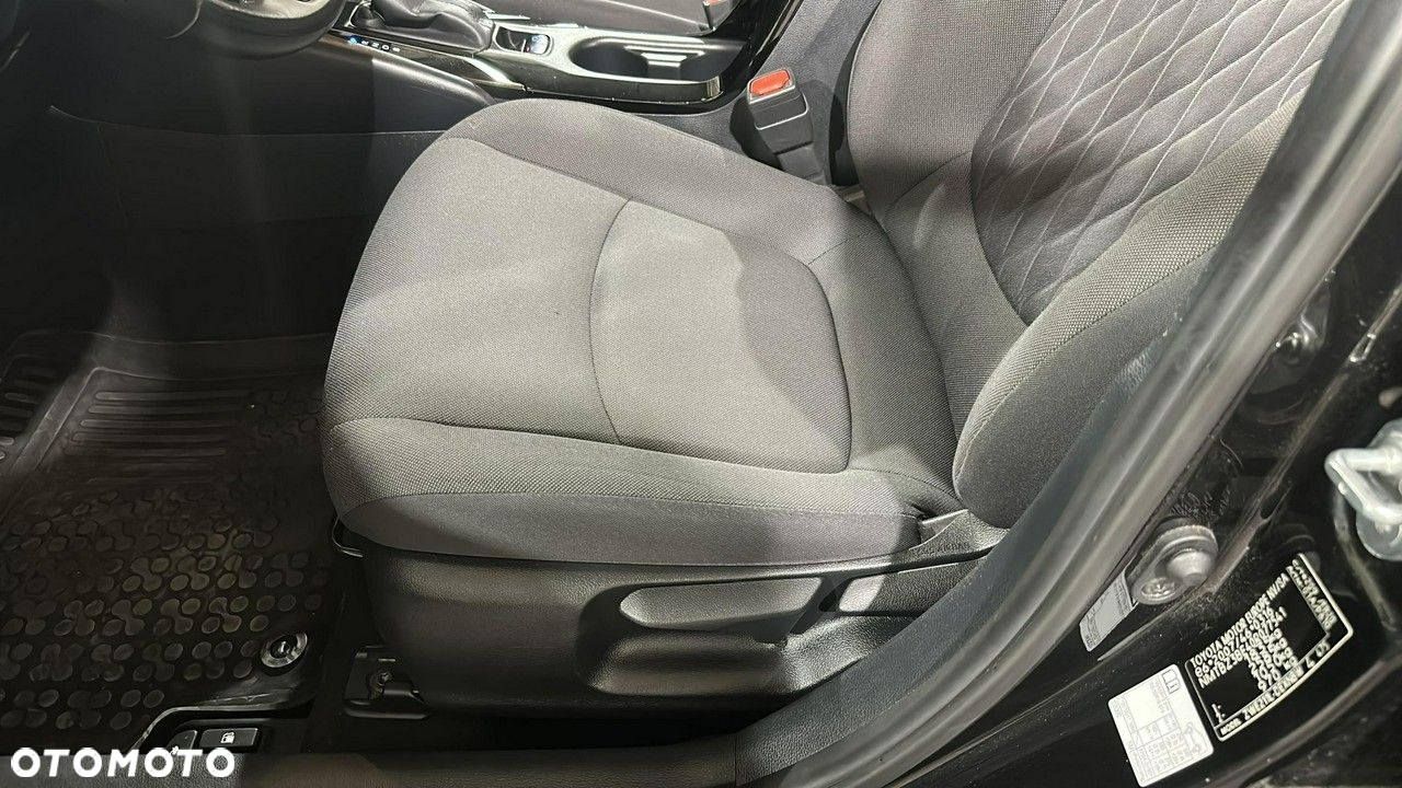 Toyota Corolla - 13