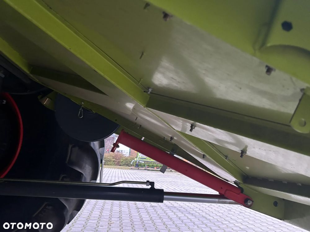 Claas Lexion 650 - 12