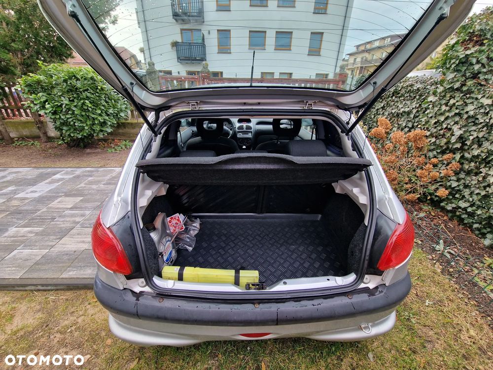 Peugeot 206 - 7
