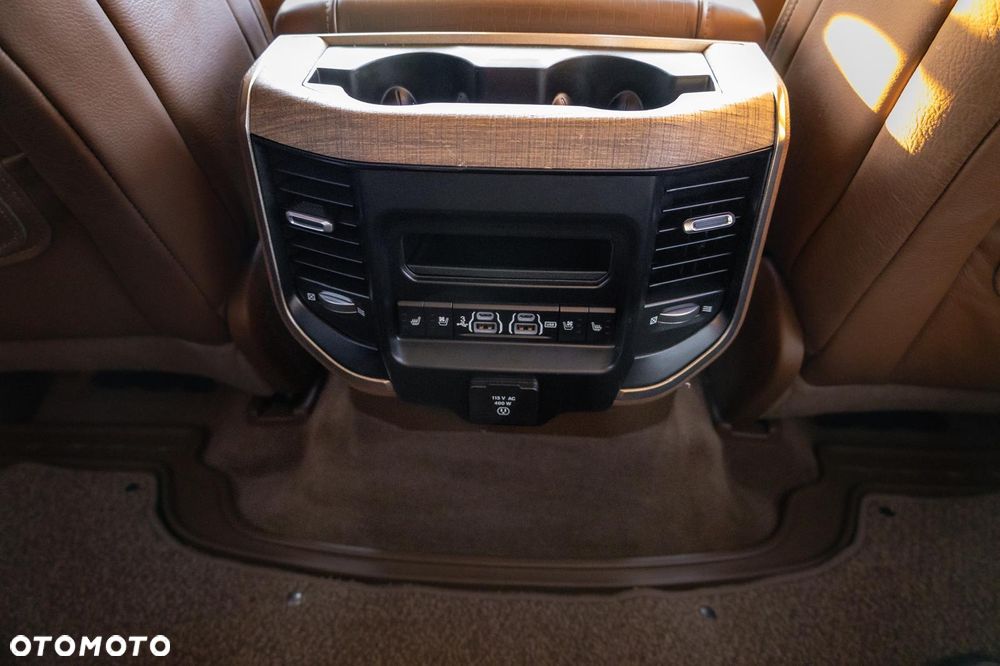 RAM 1500 5.7 Crew Cab Longhorn - 11