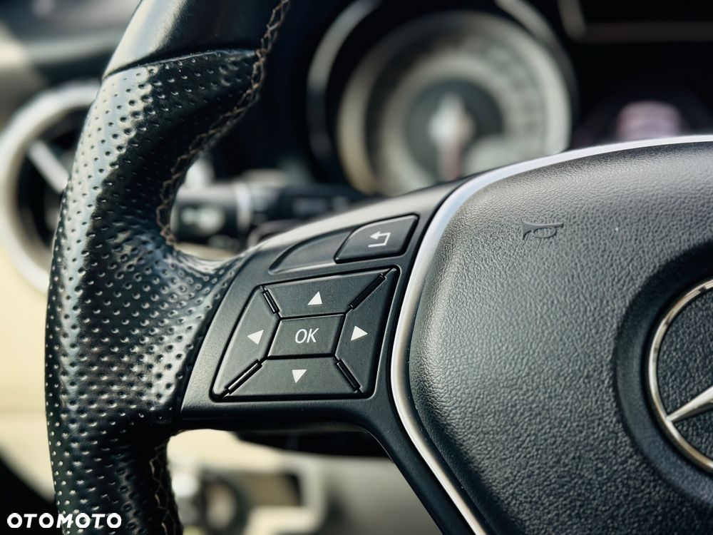 Mercedes-Benz GLA 200 7G-DCT Style - 39