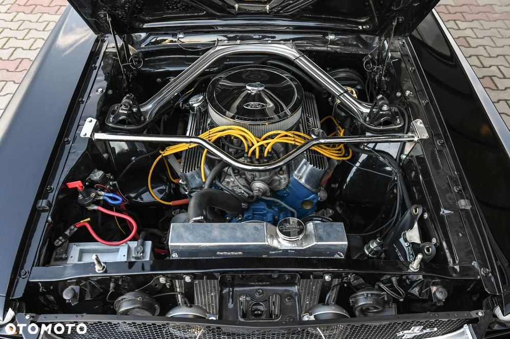 Ford Mustang - 26