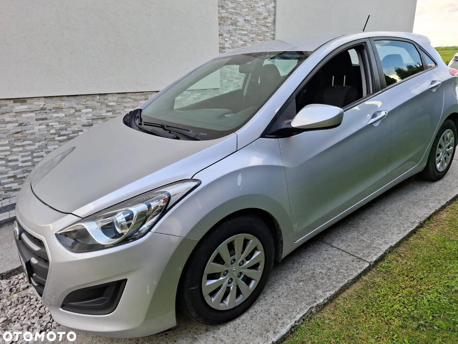 Hyundai Elantra 1.8 SE - 4