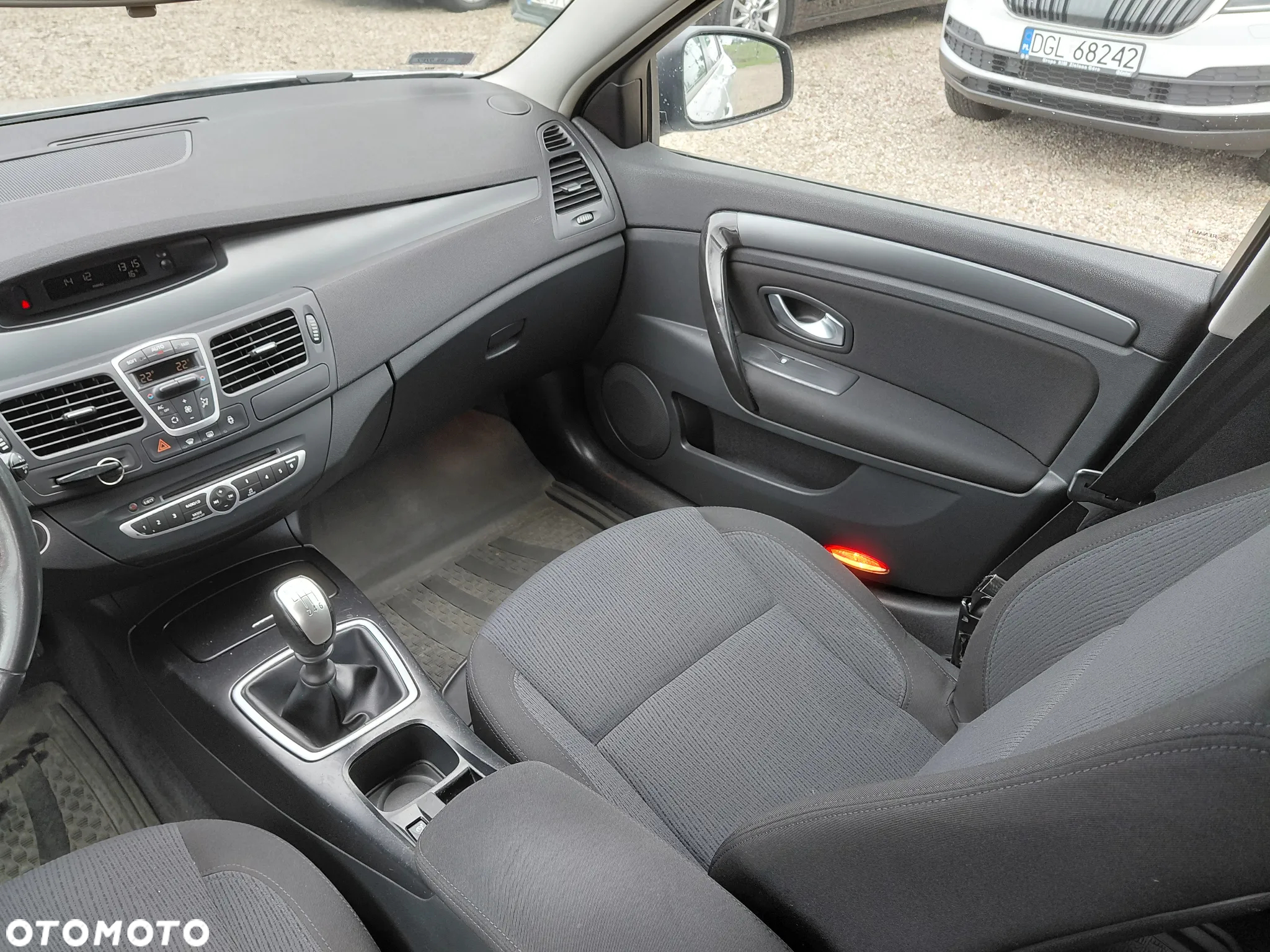 Renault Laguna 2.0 DCi Expression - 16