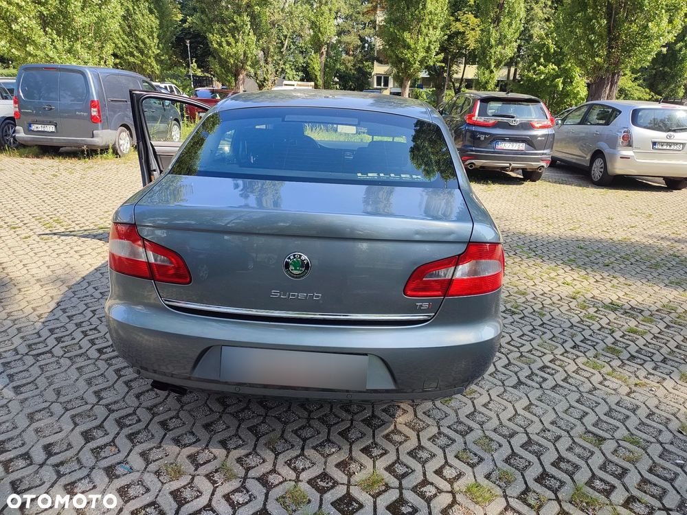 Skoda Superb 1.8 TSI Active - 7