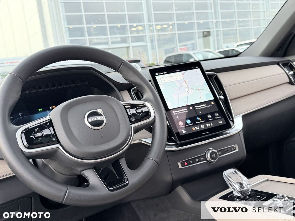 Volvo XC 90 - 32