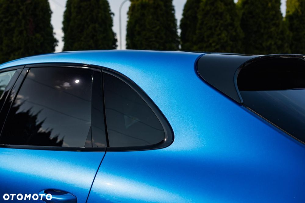 Porsche Macan Standard - 40