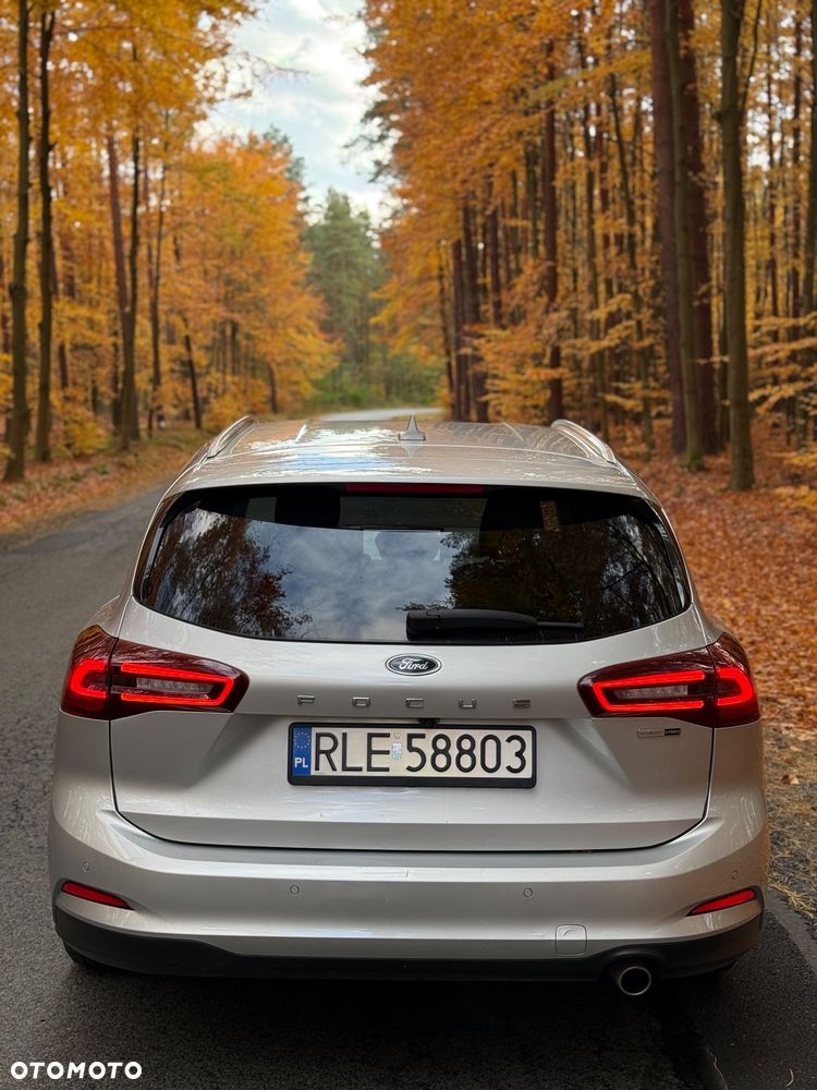 Ford Focus 1.0 EcoBoost Hybrid ST-LINE - 6