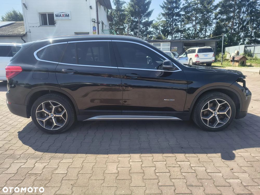 BMW X1 xDrive28i - 6