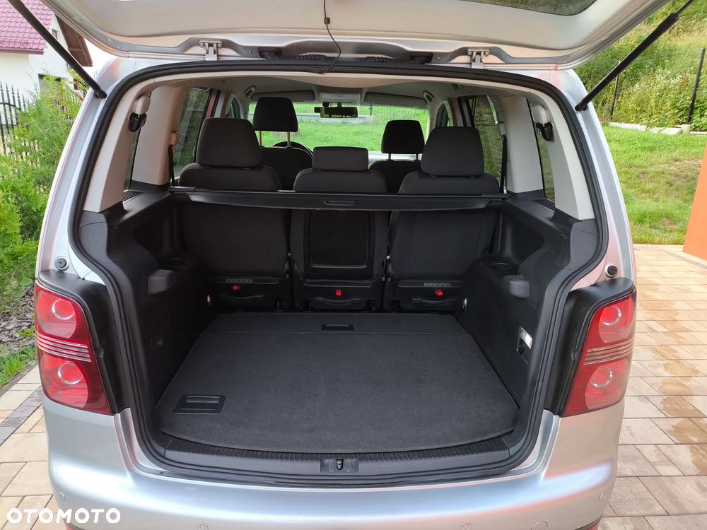 Volkswagen Touran 1.6 United - 11