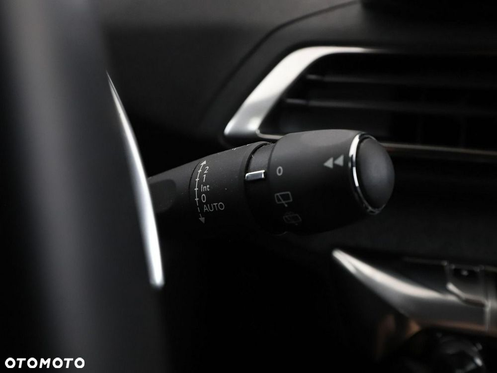 Peugeot 3008 225 e-EAT8 Allure Pack - 38