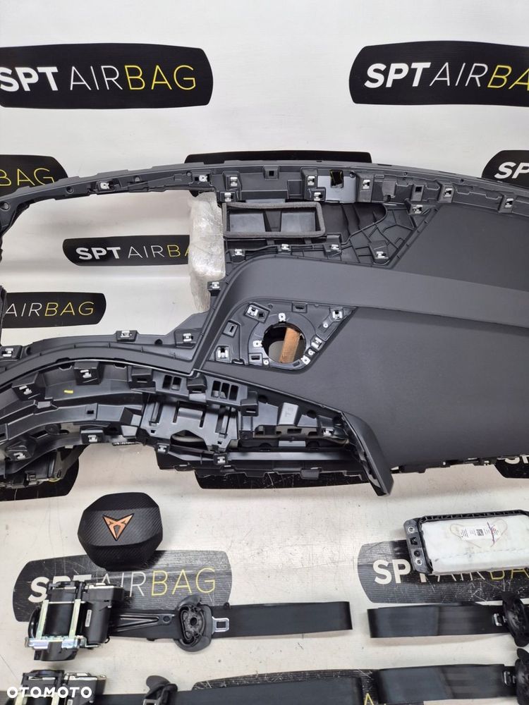 CUPRA BORN DESKA ROZDZIELCZA KONSOLA KOKPIT PULPIT PODUSZKI AIRBAG AIR BAG PASY KIT SET - 3