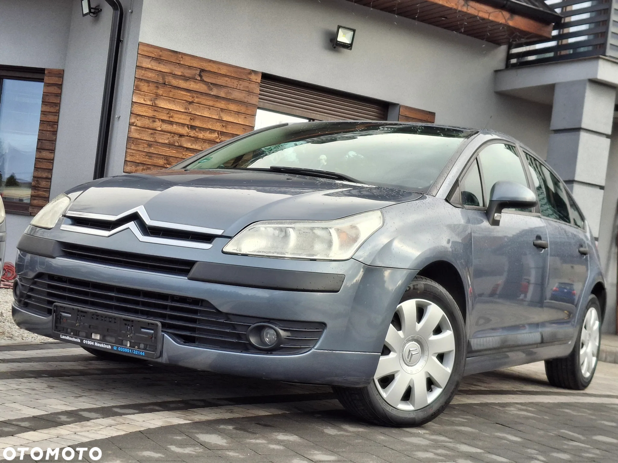 Citroën C4 1.4 16V Advance - 5