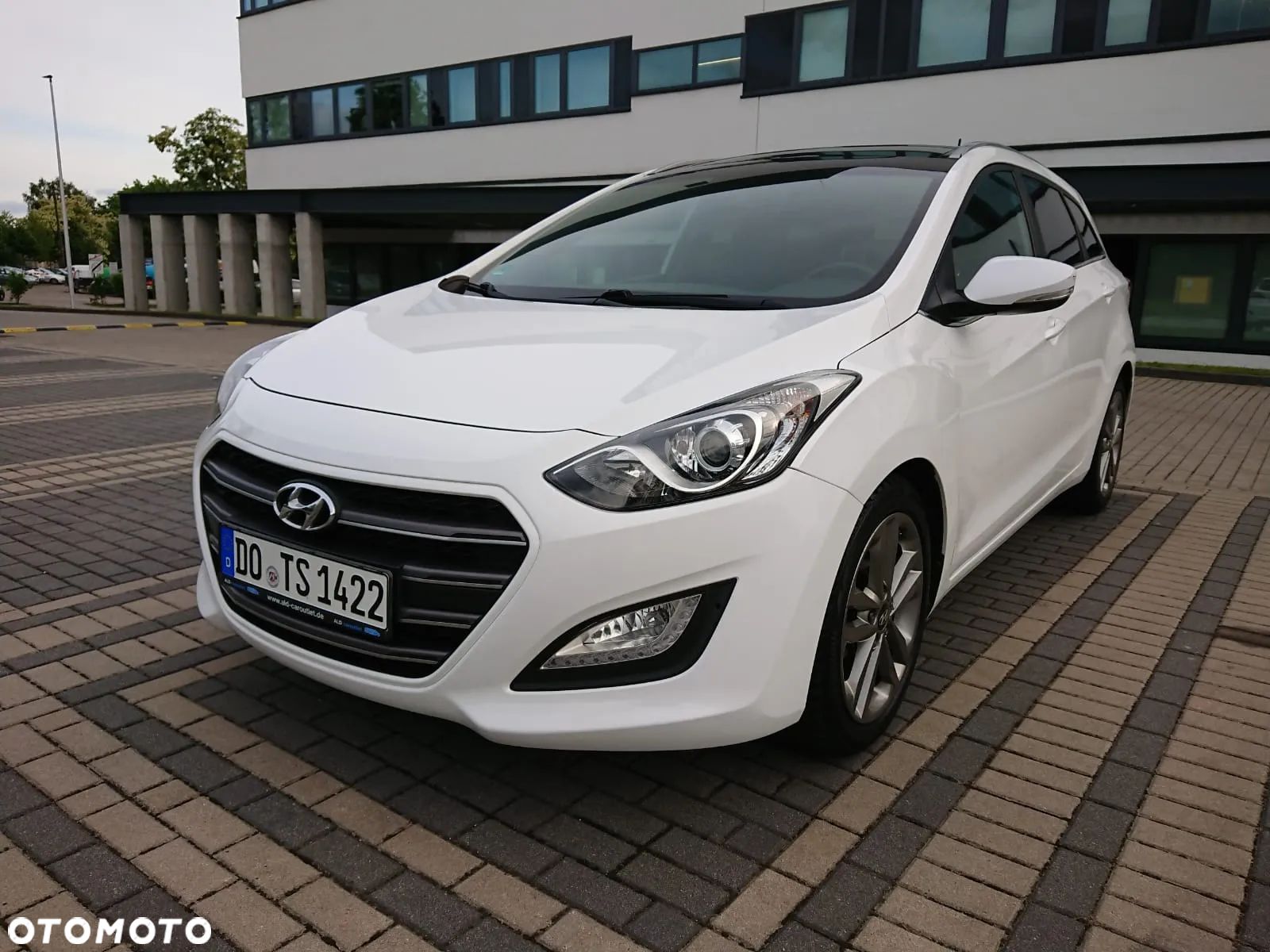 Hyundai i30 1.6 CRDI DCT Premium - 1
