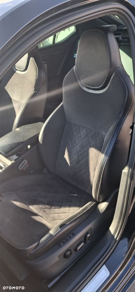 Skoda Superb 2.0 TDI Sportline DSG - 6