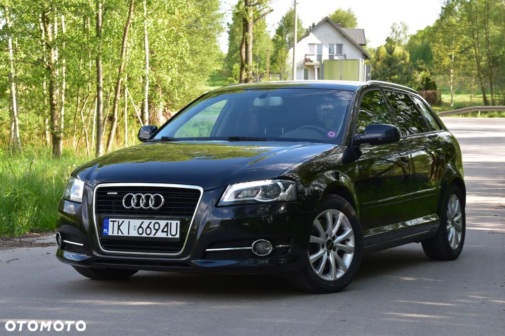 Audi A3 Sportback 2.0 TDI DPF quattro Attraction - 1