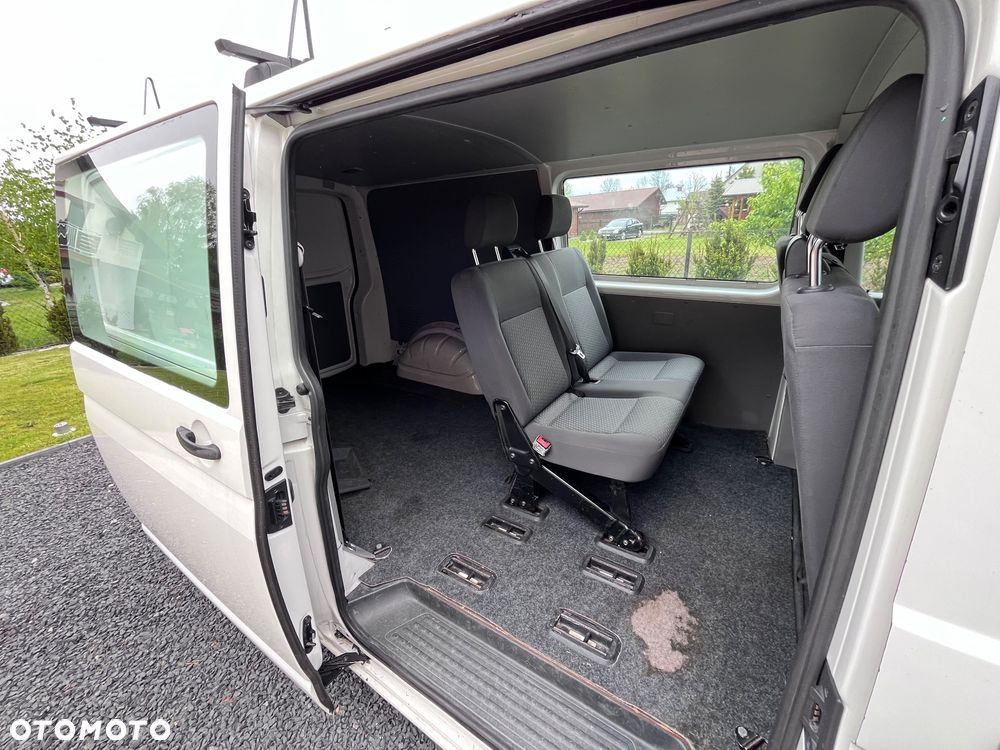 Volkswagen Transporter - 4