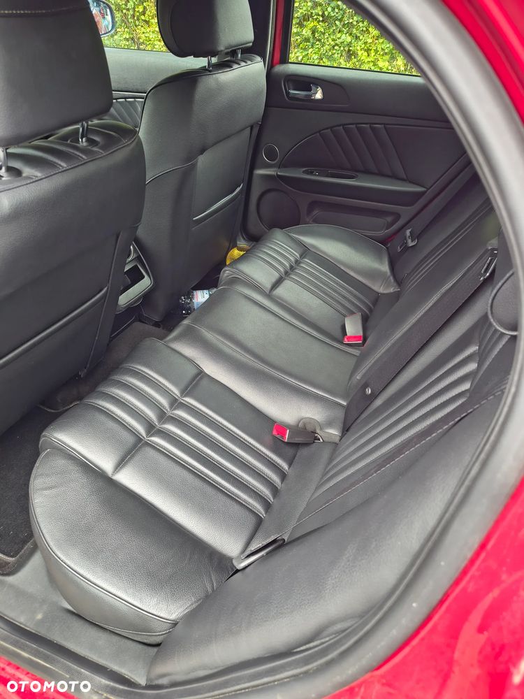 Alfa Romeo 159 3.2 JTS V6 24V Q4 Q-Tronic Distinctive - 9