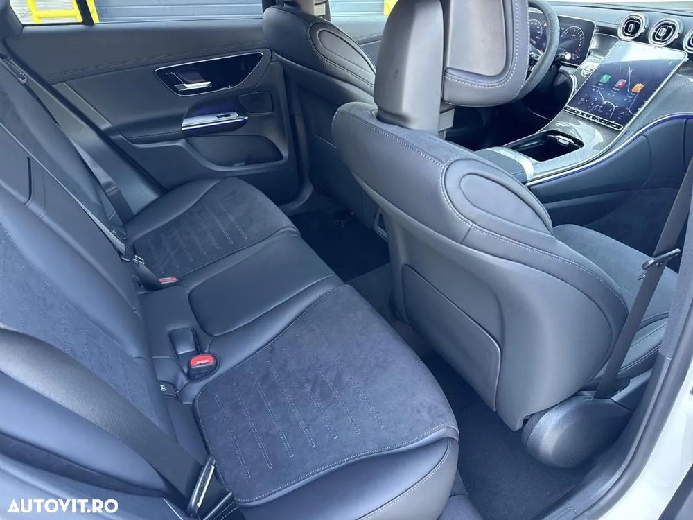 Mercedes-Benz GLC Coupe 300 e 4MATIC - 9