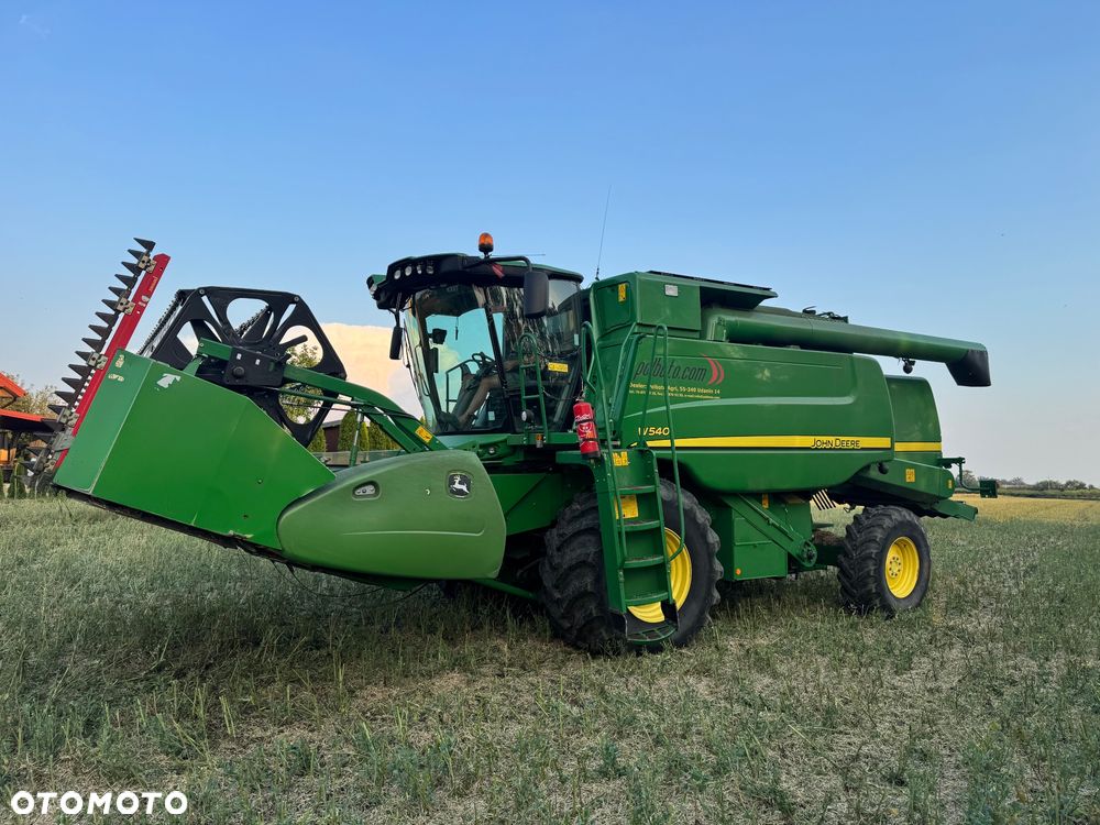 John Deere W540 - 1