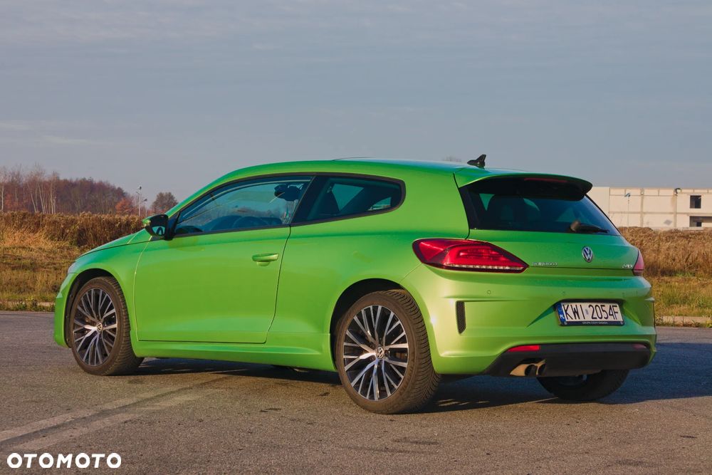 Volkswagen Scirocco 2.0 TSI BMT Perfectline R-Style - 4