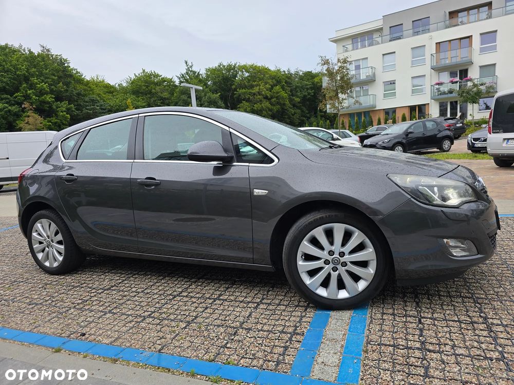 Opel Astra - 2