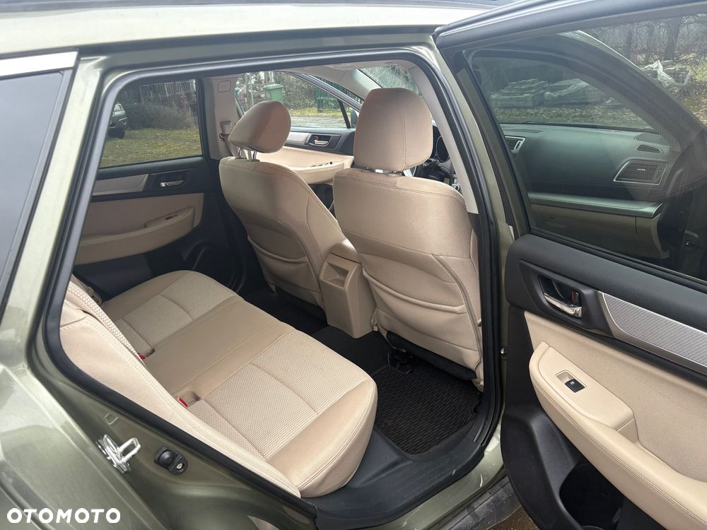 Subaru Outback 2.5i Exclusive (EyeSight) Lineartronic - 12