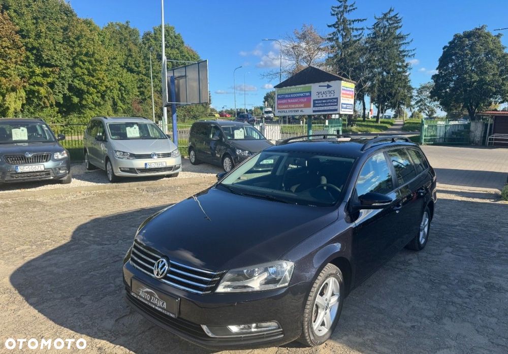 Volkswagen Passat - 4