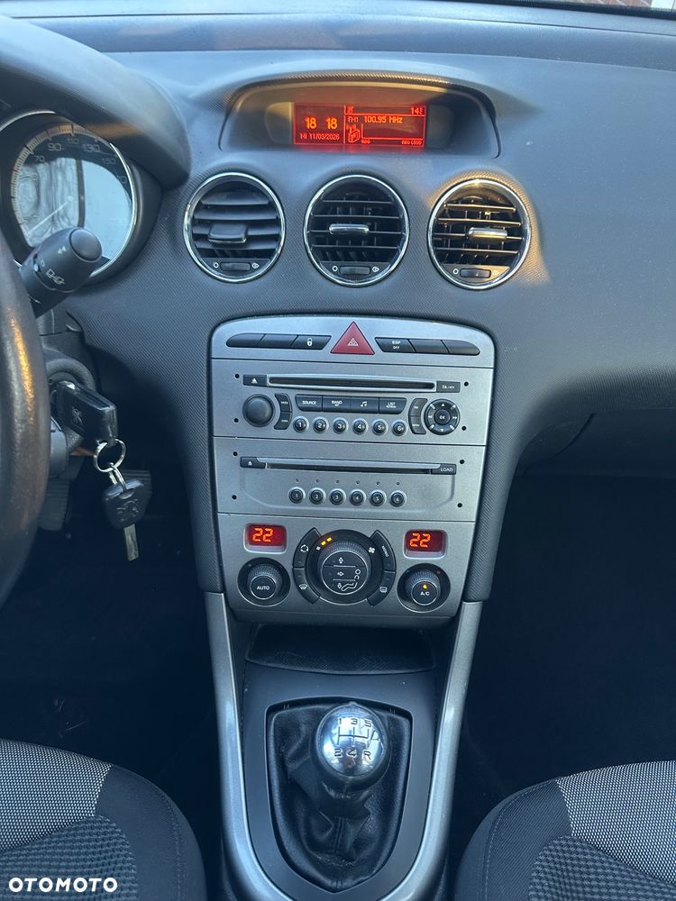 Peugeot 308 120 VTi Active - 10