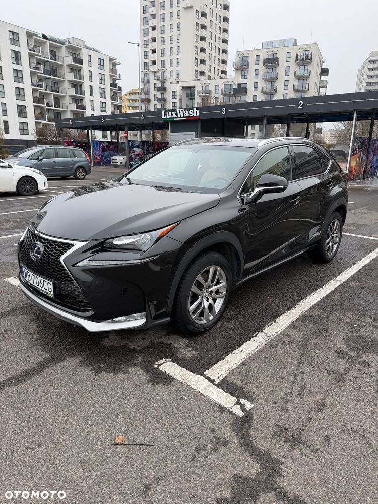 Lexus NX 200t AWD F Sport - 5