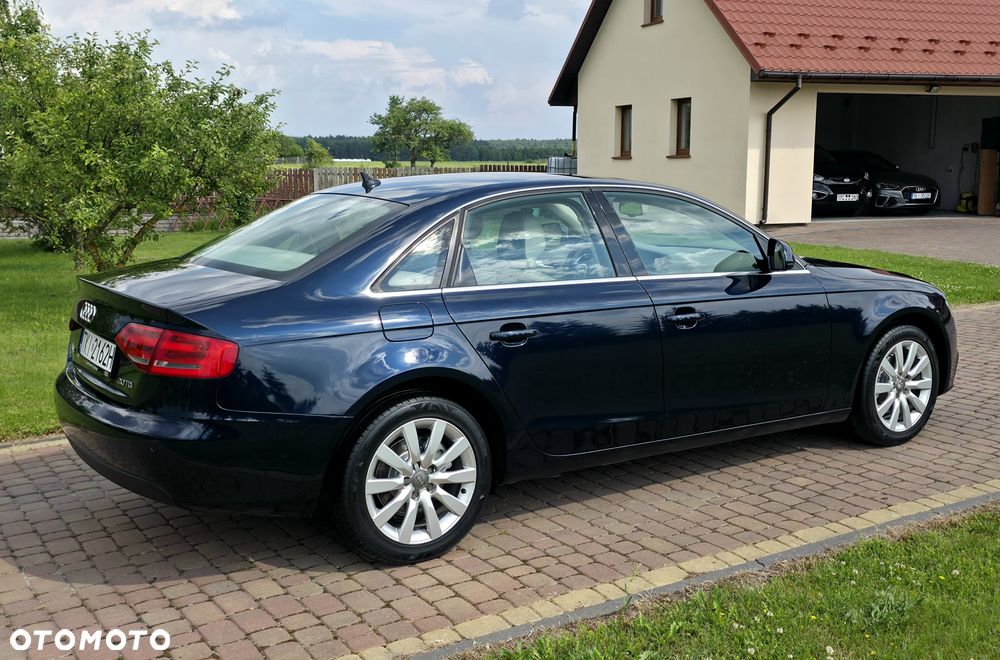 Audi A4 Limousine 2.0 TDI DPF Ambition - 4