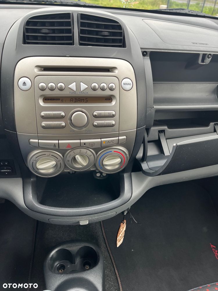 Daihatsu Sirion 1.5 S - 29