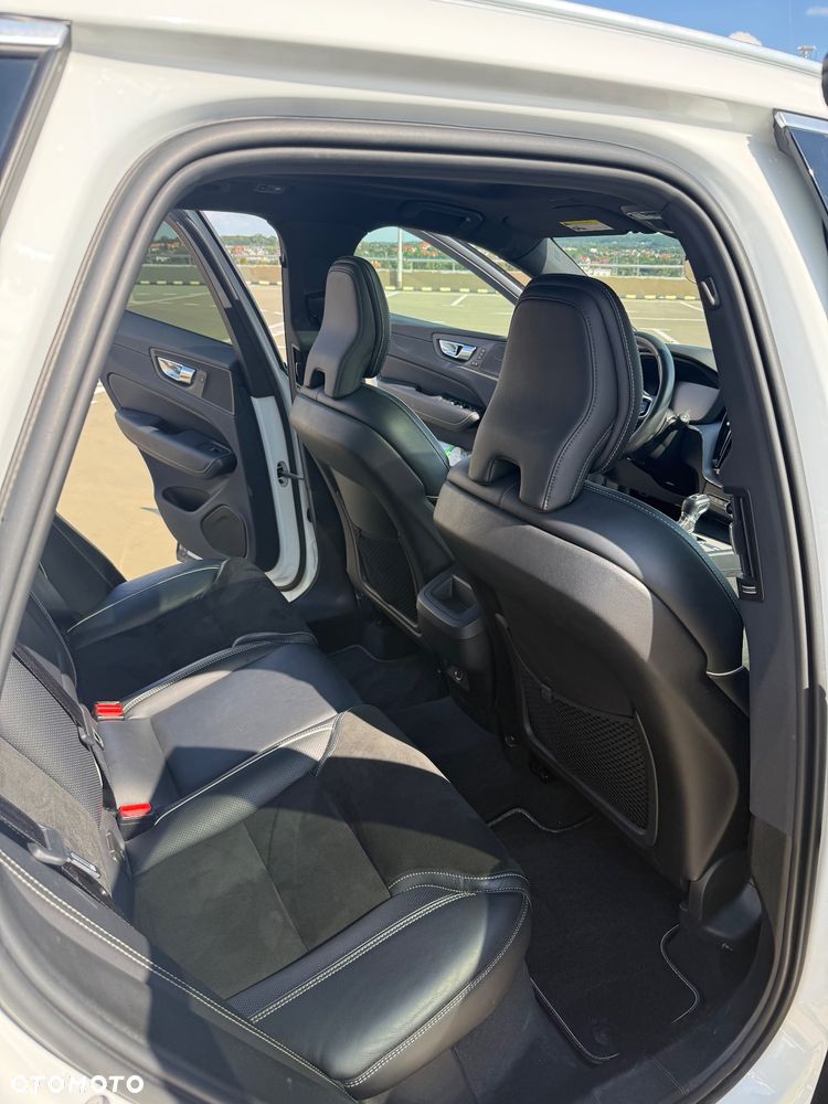 Volvo XC 60 T5 AWD Geartronic RDesign - 5