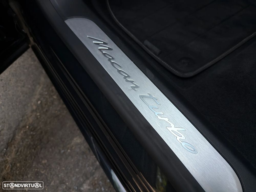 Porsche Macan Electric Turbo - 27