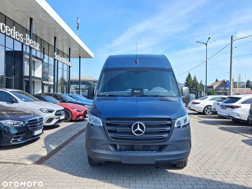 Mercedes-Benz Sprinter - 5