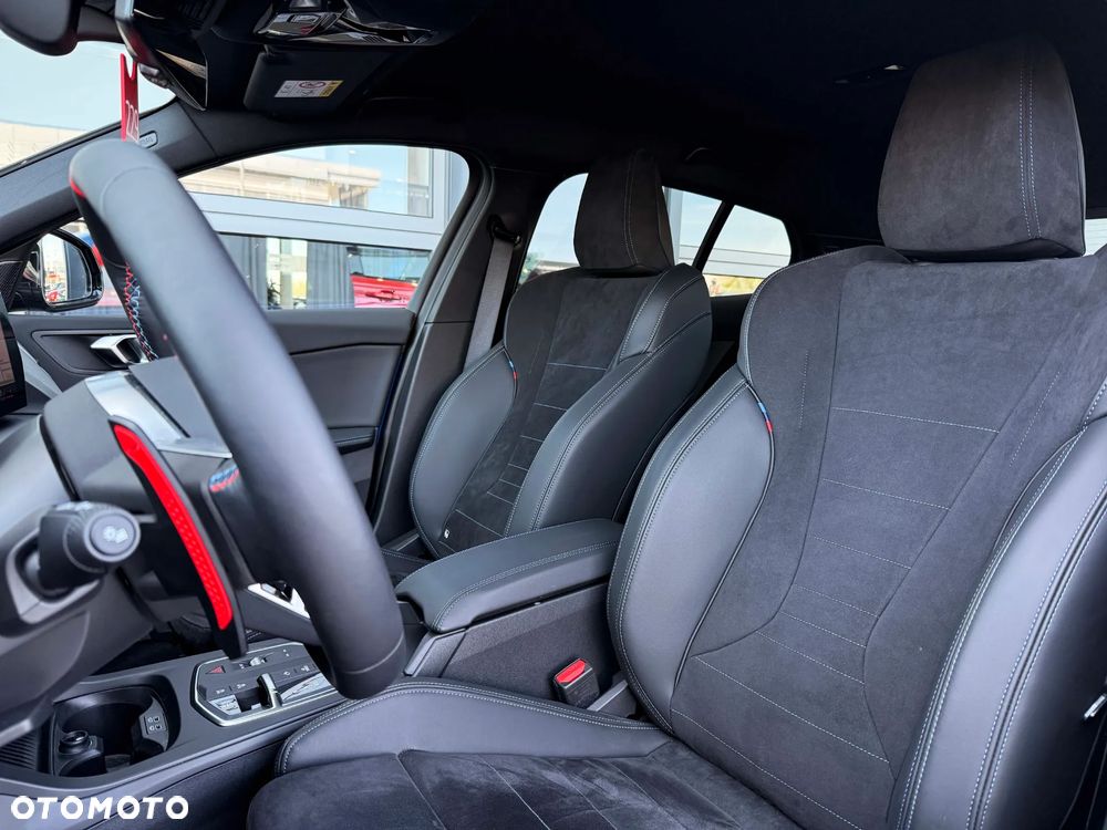BMW Seria 1 M135 xDrive - 29