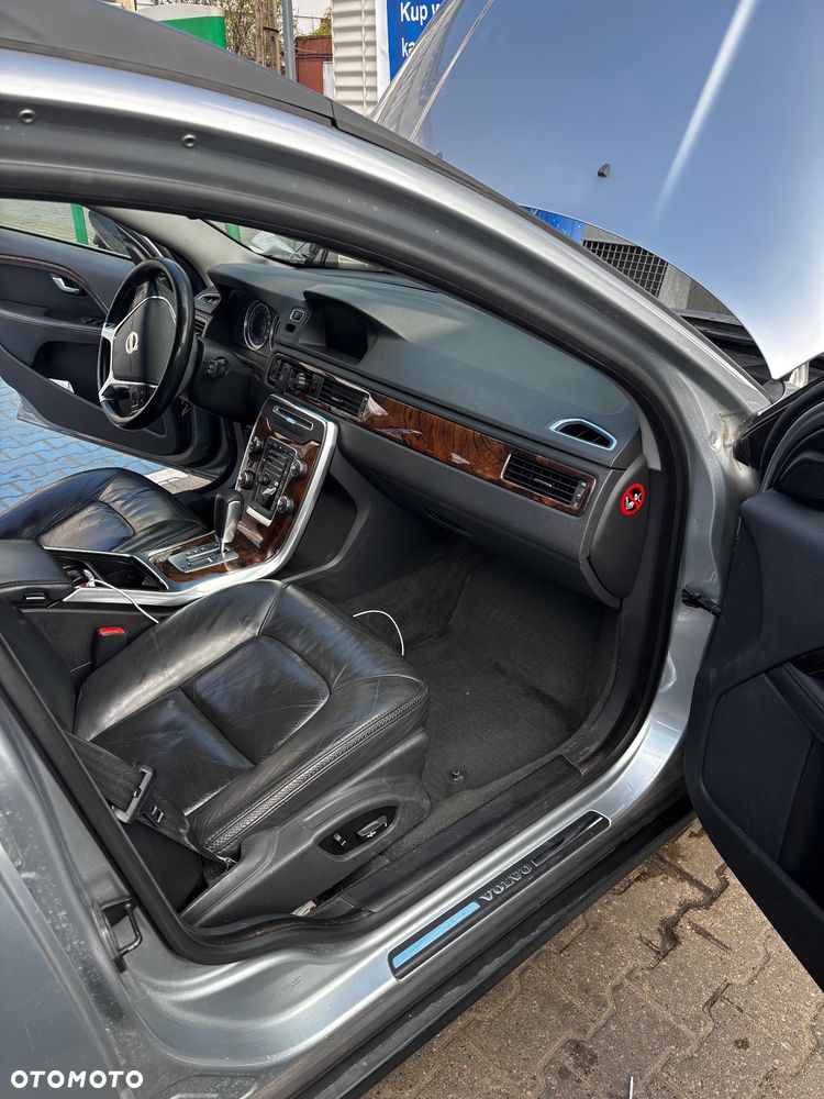 Volvo XC 70 - 16