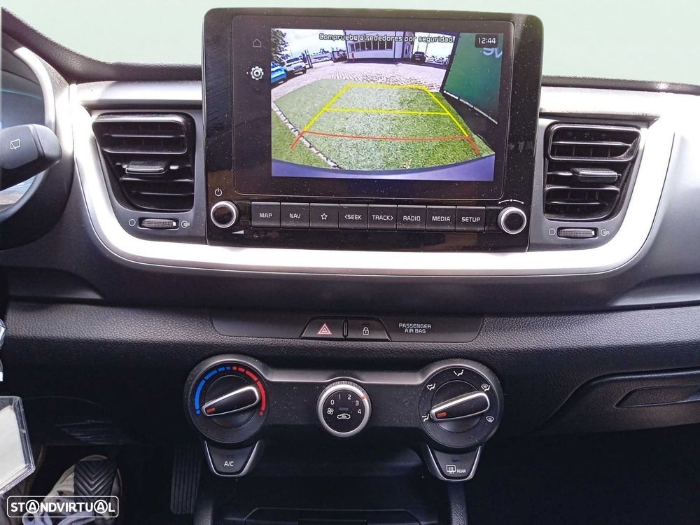 Kia Stonic - 15