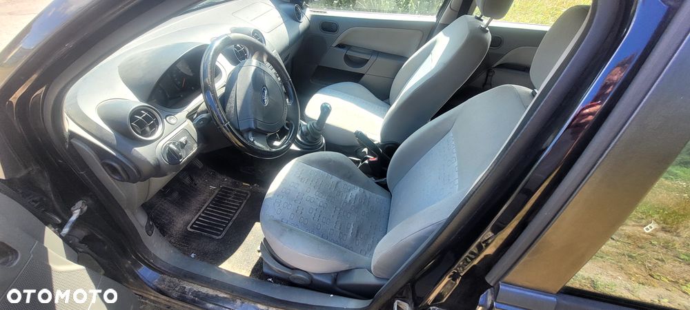 Ford Fiesta 1.3 - 3