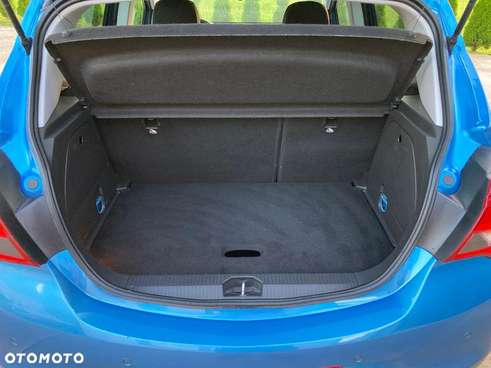 Opel Corsa 1.4 Cosmo - 16