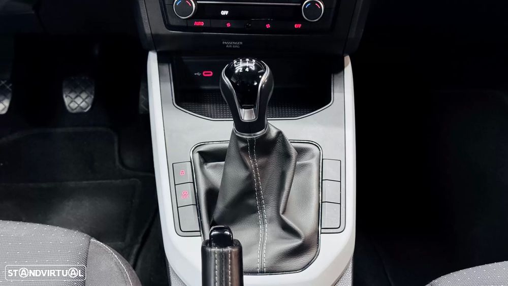 SEAT Arona 1.0 TSI Style - 36