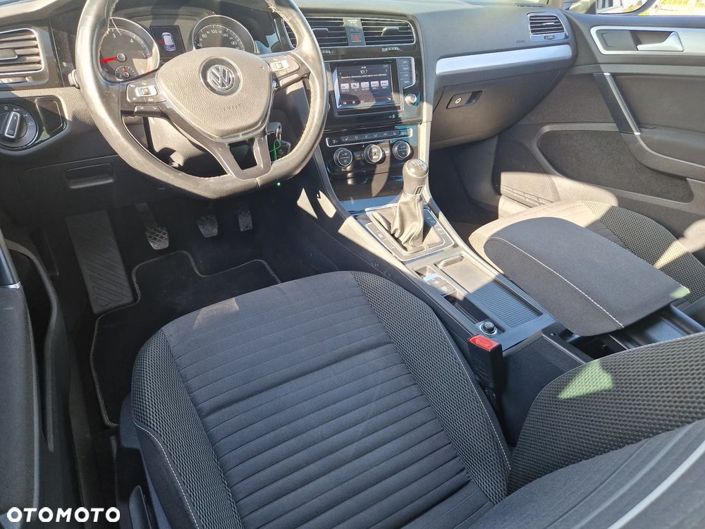 Volkswagen Golf 1.6 TDI BlueMotion Technology Lounge - 13