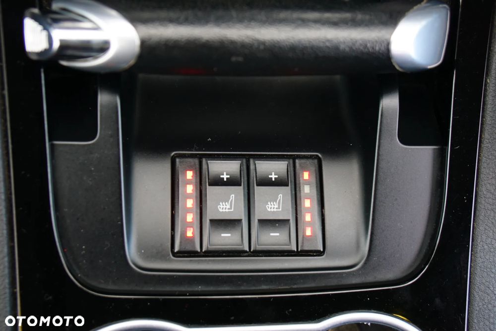 Ford S-Max 2.0 TDCi DPF Titanium MPS6 - 34