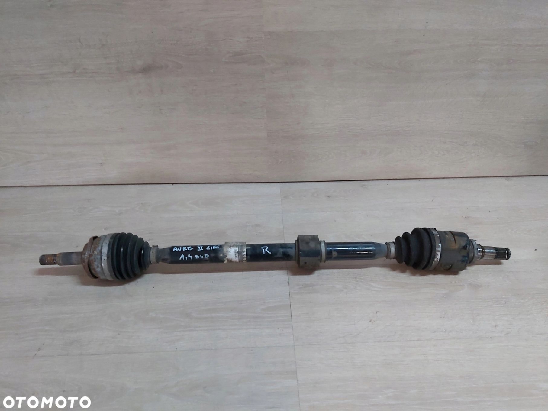 Toyota Auris II Lift 1,4 D4D półoś prawa 43410-0F041 - 1